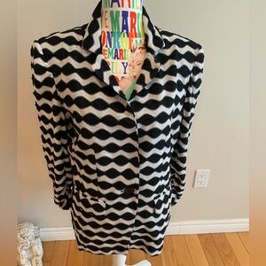 Black and White Wave Pattern Women's Jacket by Eci New York